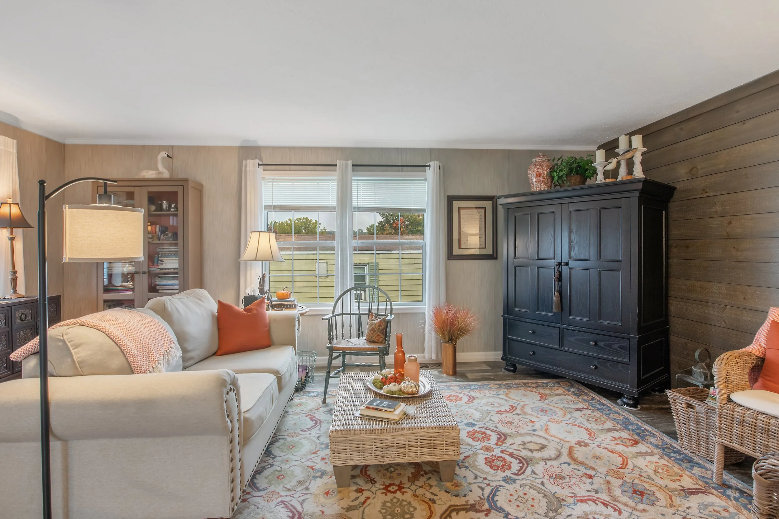 8_08 - 5600 shute rd.jpg