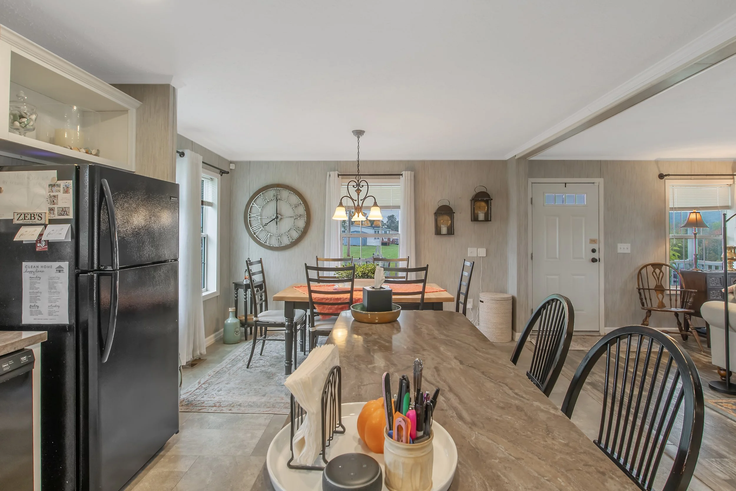14_14 - 5600 shute rd.jpg