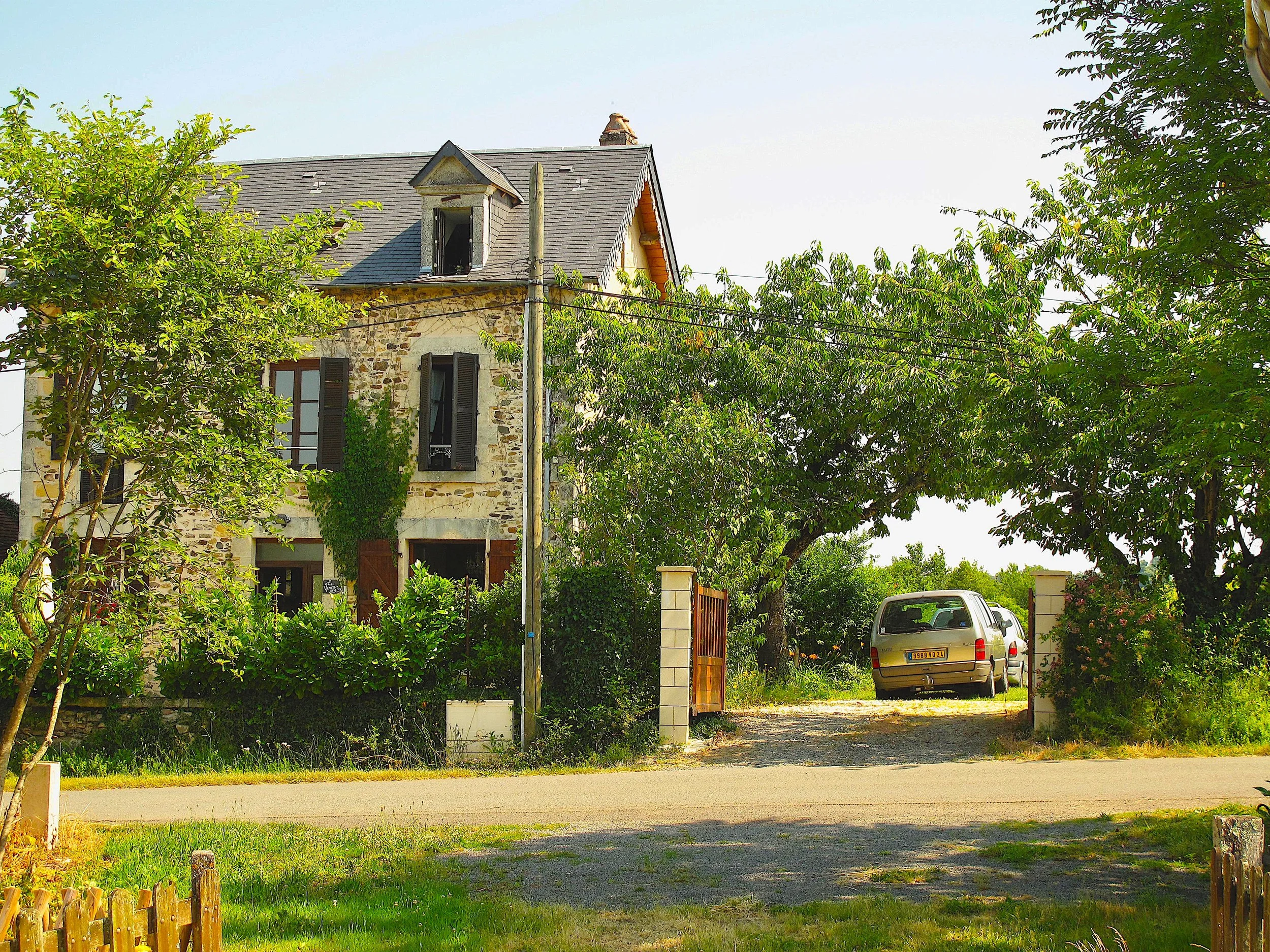 Le Verger from road.jpeg