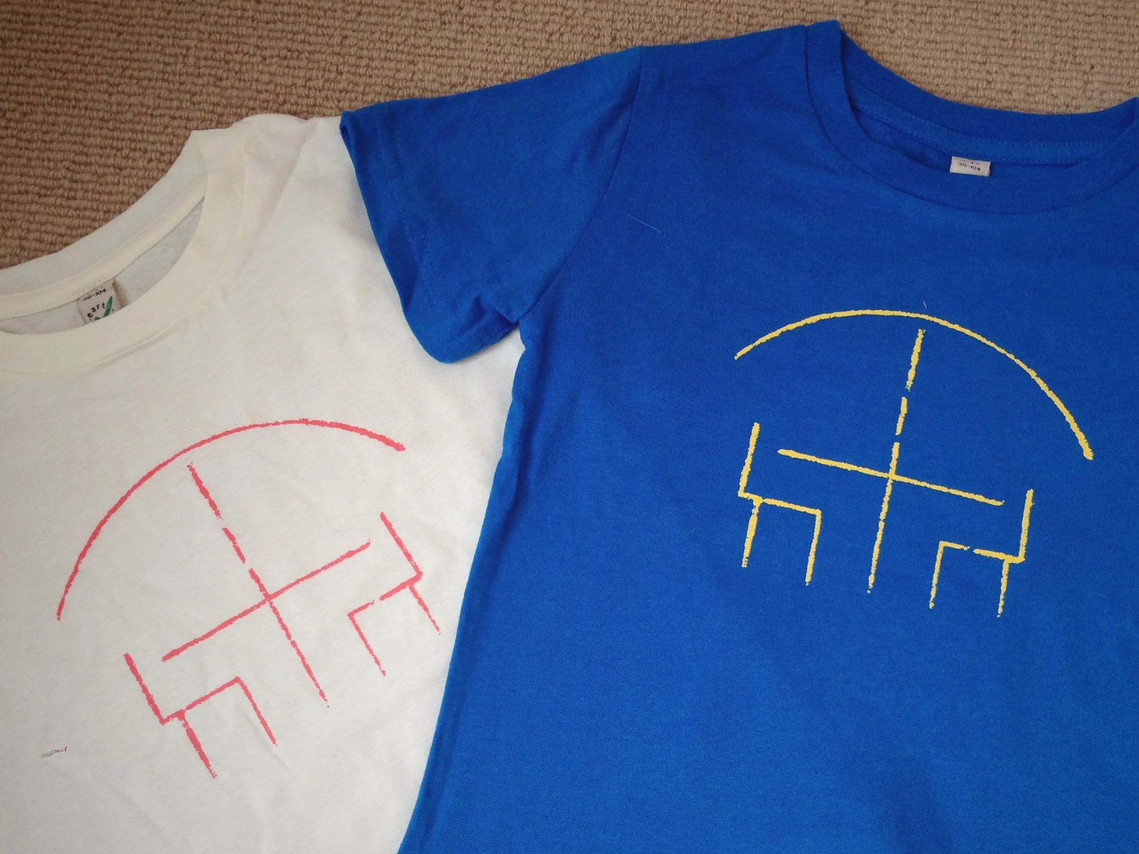 KidsTshirts_front_close.jpg