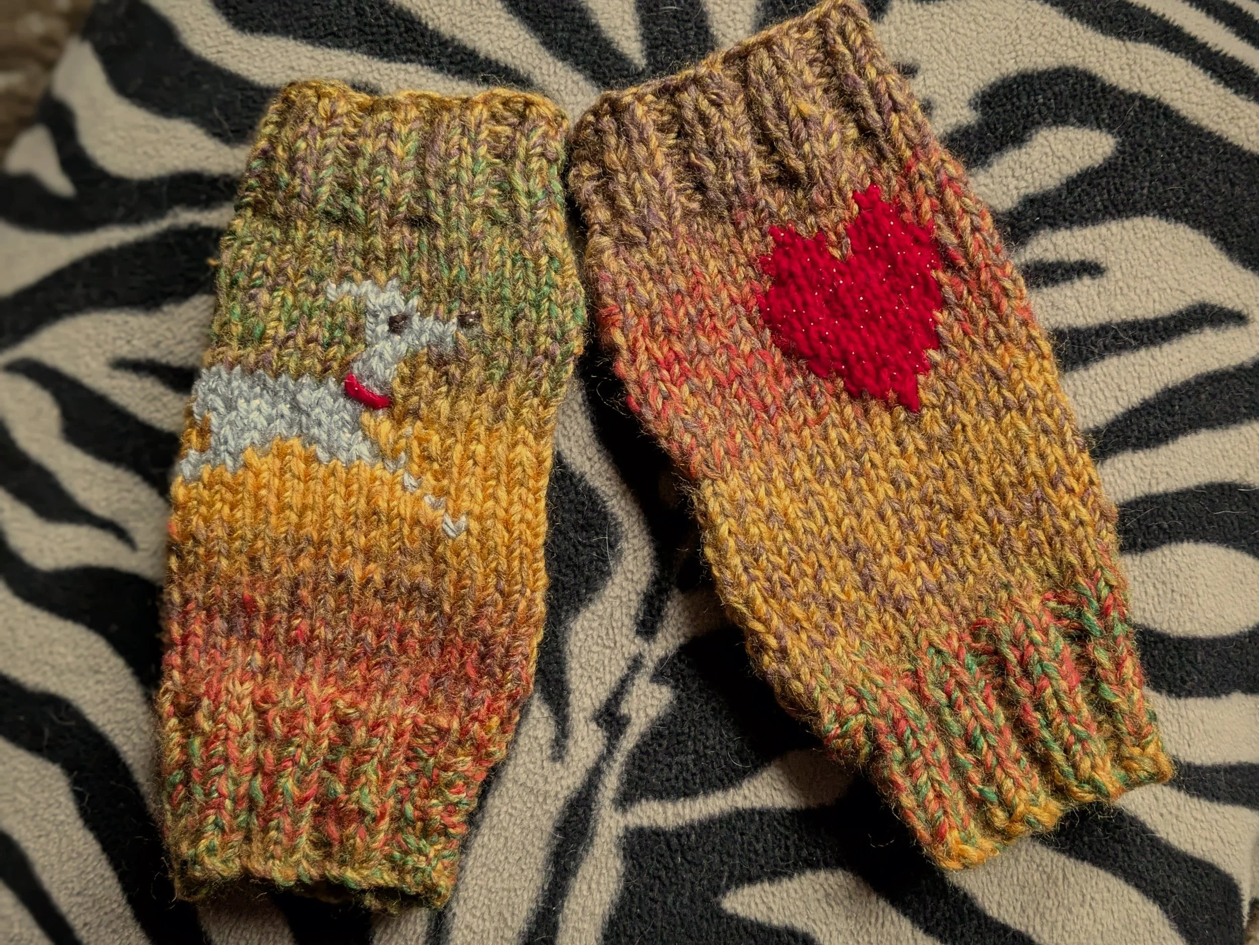 Gloves4.jpg