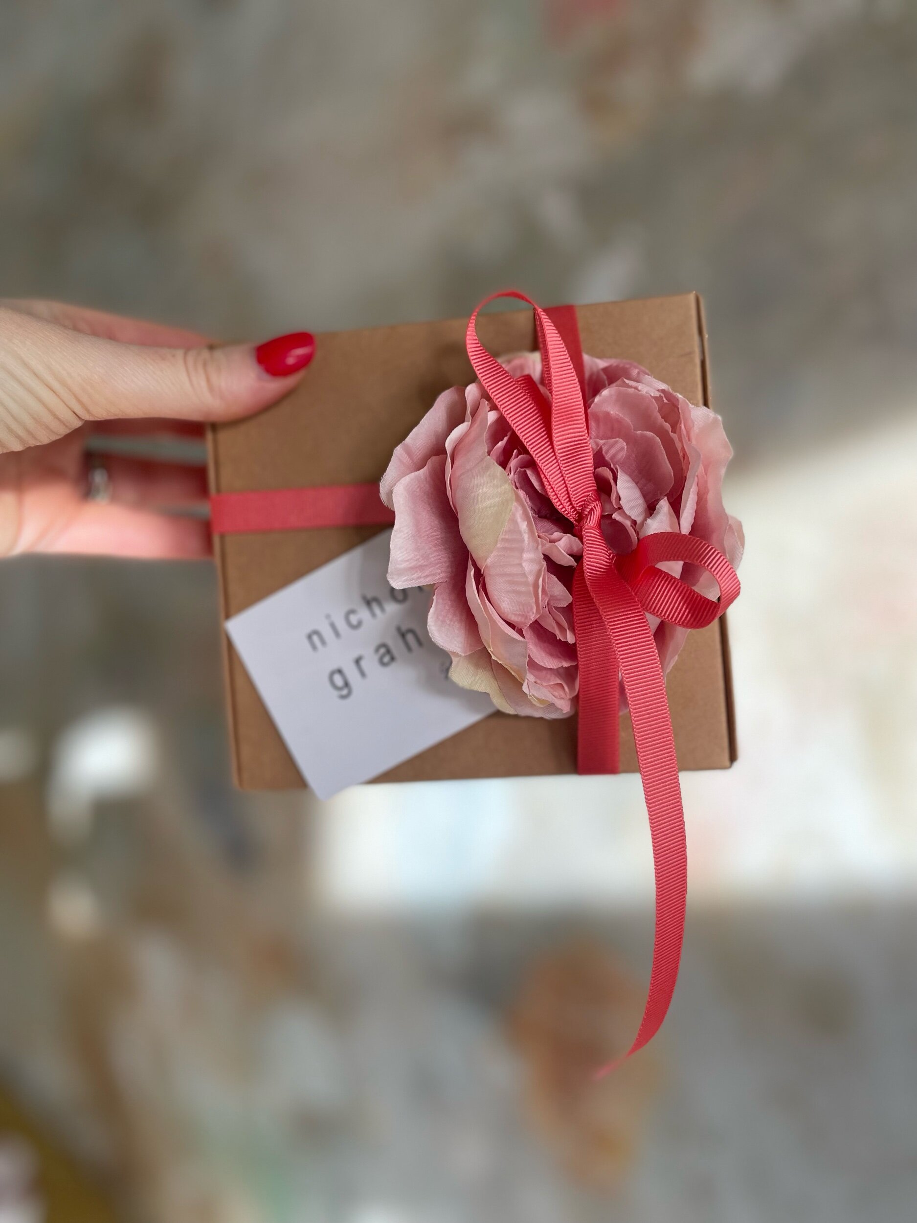 53E0CB76-5883-4198-B08B-114E23009FC0