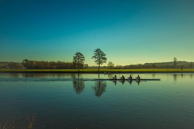 boating-848265_640.jpg