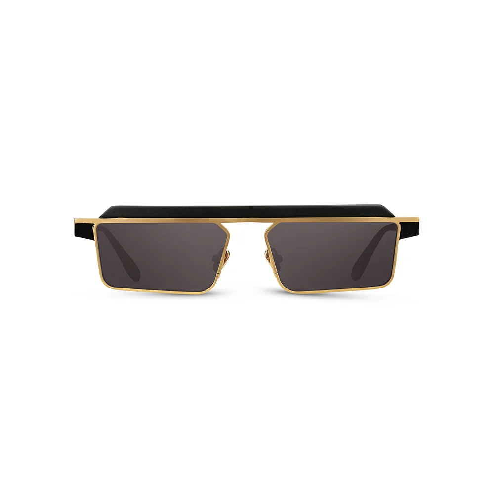 01 Matrix - front black gold.jpg