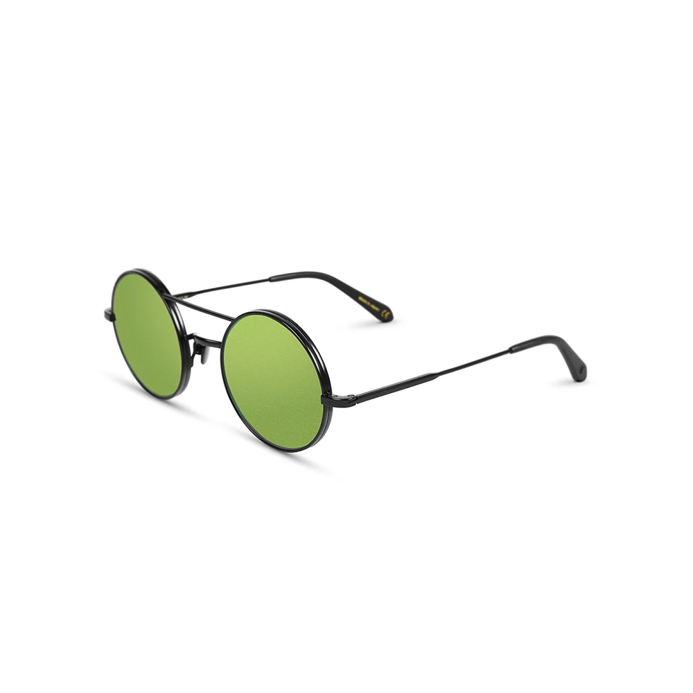 05 Stay Free - matt gunmetal + green matt lenses - lato.jpg