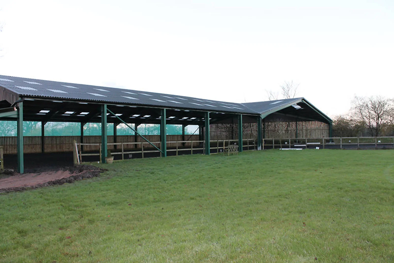 Covered-Menage-in-Stanstead-8.jpg
