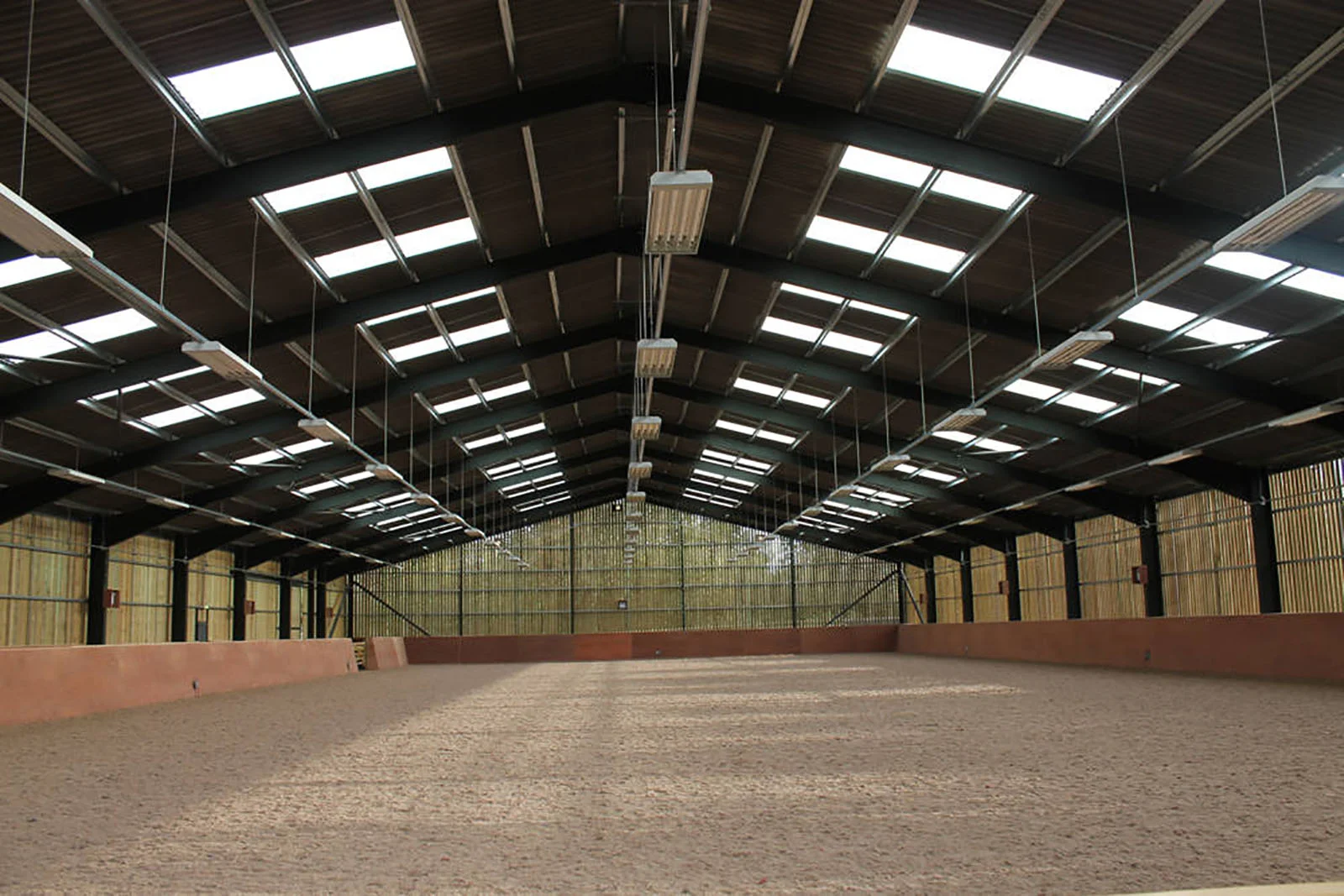 Riding-Arena-in-Coventry-13.jpg