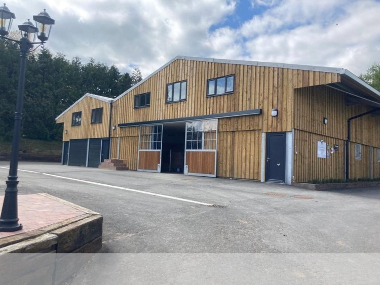 Connect With Experts In Equestrian Buildings In Shropshire