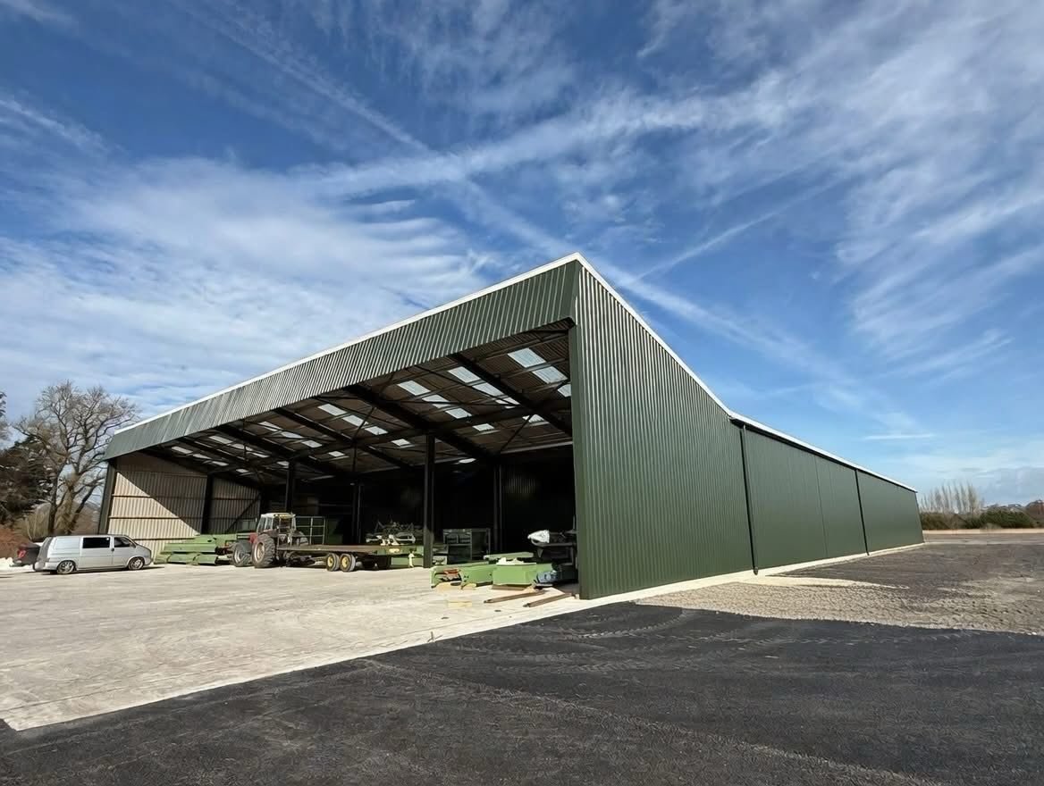 🏗️ Processing Facility completed in Glastonbury!

We&rsquo;ve recently completed the construction of a new processing facility building in Glastonbury for a valued repeat customer.

Built using a robust steel frame and designed to deliver a practica