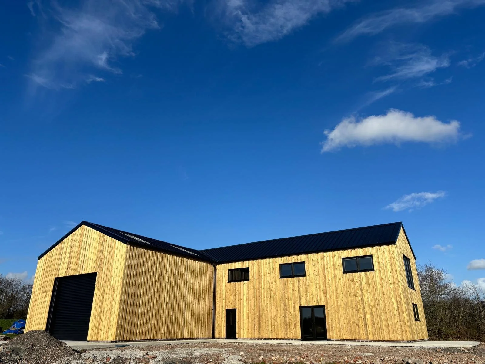 Multi-Purpose Building Completed in Cheshire ✅

We&rsquo;re pleased to share the completion of this bespoke multi-purpose building, designed to deliver a versatile and practical space for our client&rsquo;s needs.

Combining a high-quality steel fram
