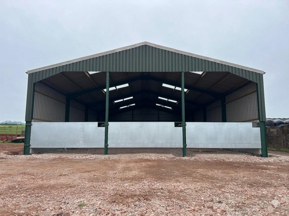 Another livestock shed completed and ready for use 🐄🔨

A strong, practical build designed to provide excellent ventilation, durability, and plenty of covered space for livestock. Finished in green steel cladding with galvanized steel gates for a cl