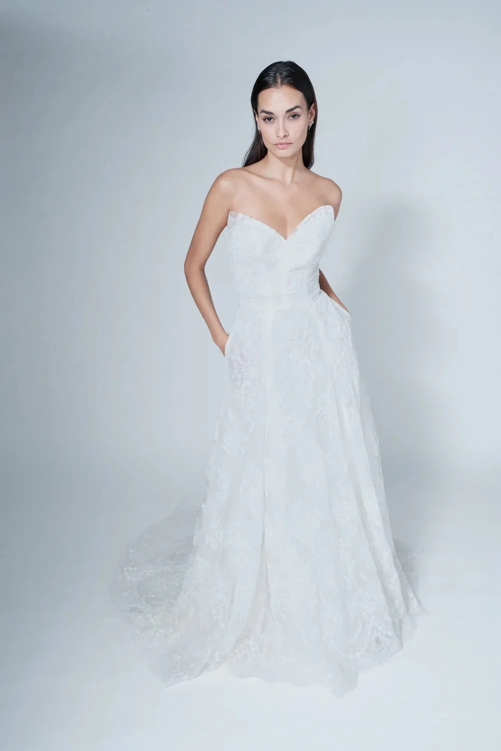 bliss monique lhuillier BL26202 .jpg