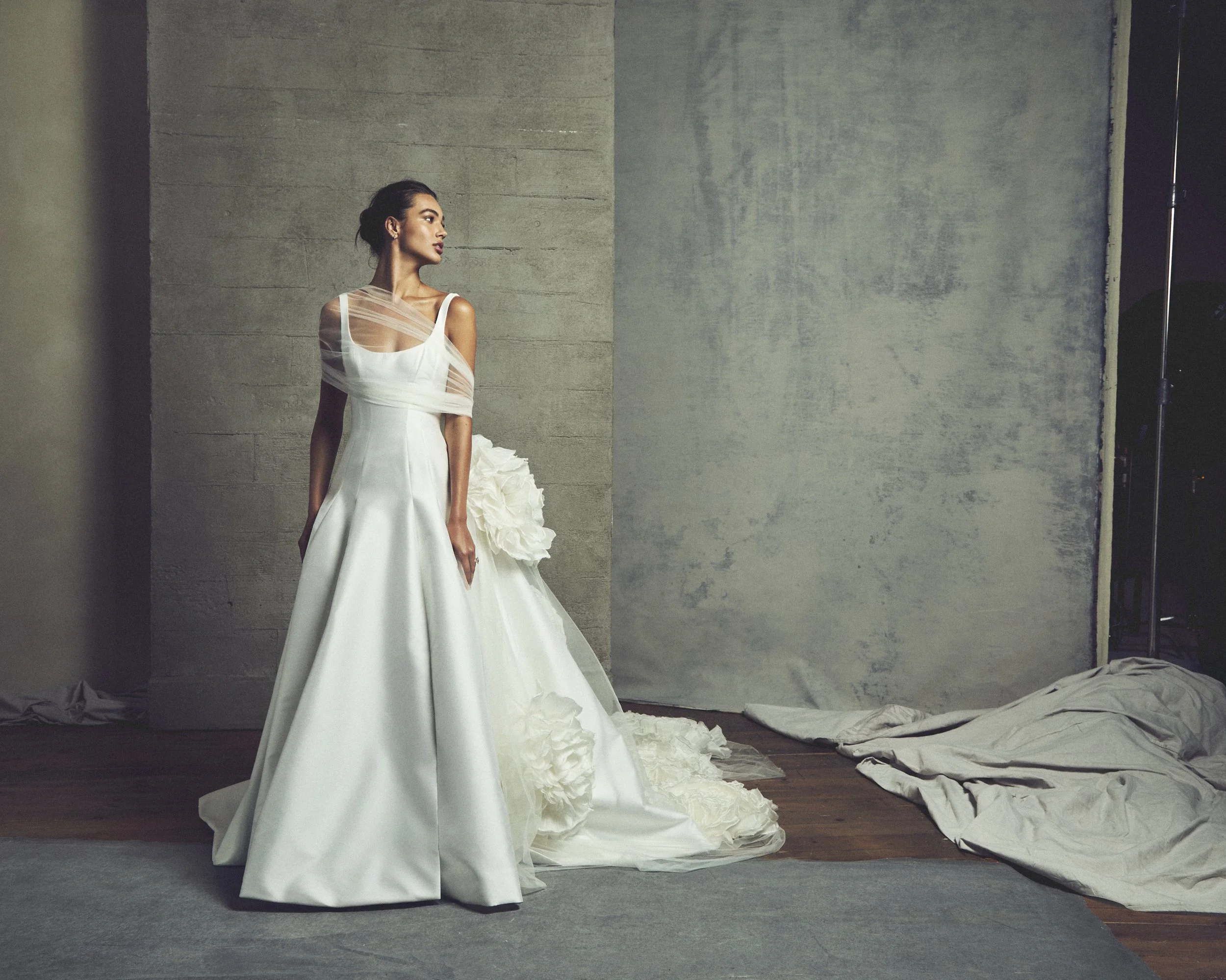 21_MoniqueLhuillierFall2027Bridal_Rockwell.jpg