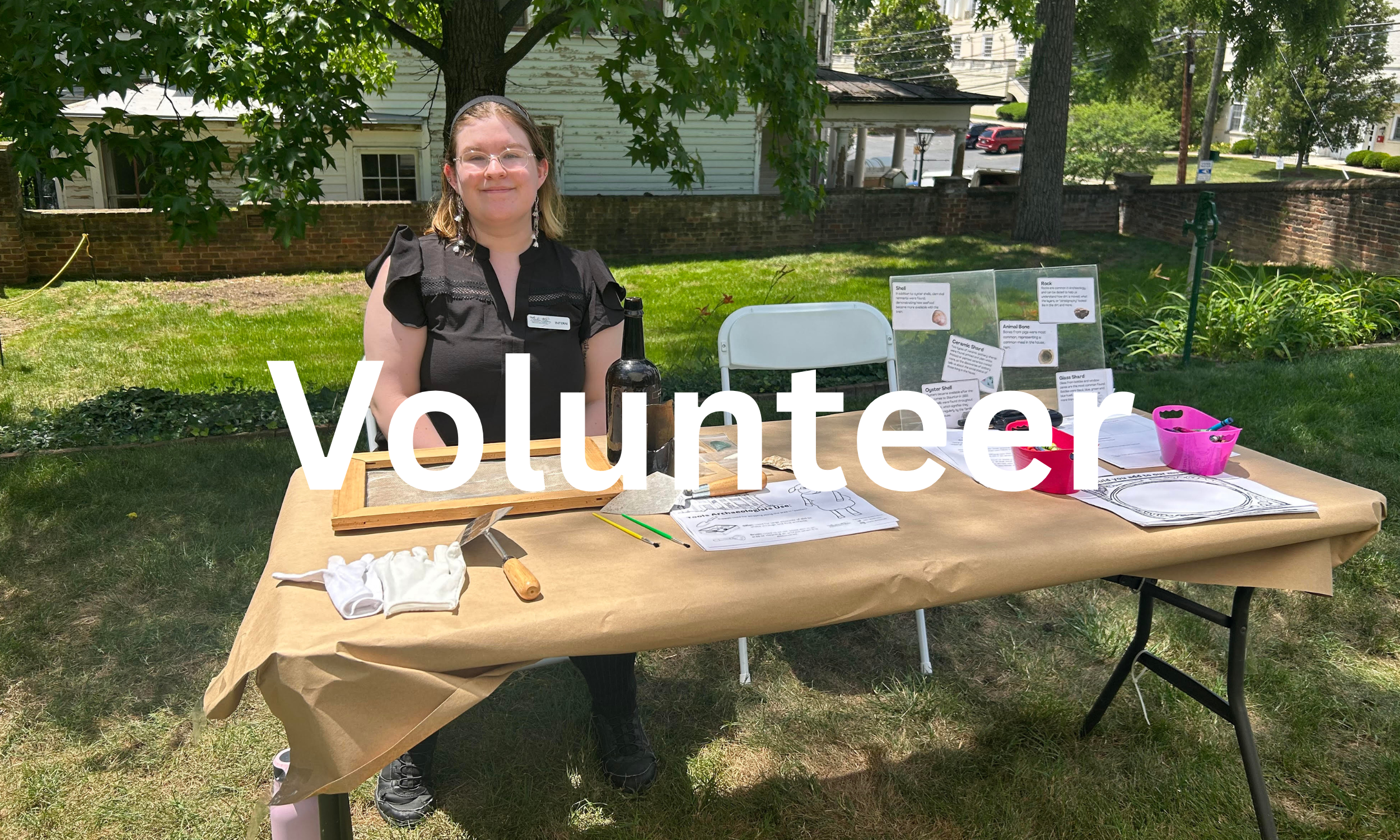 Volunteer (1).png