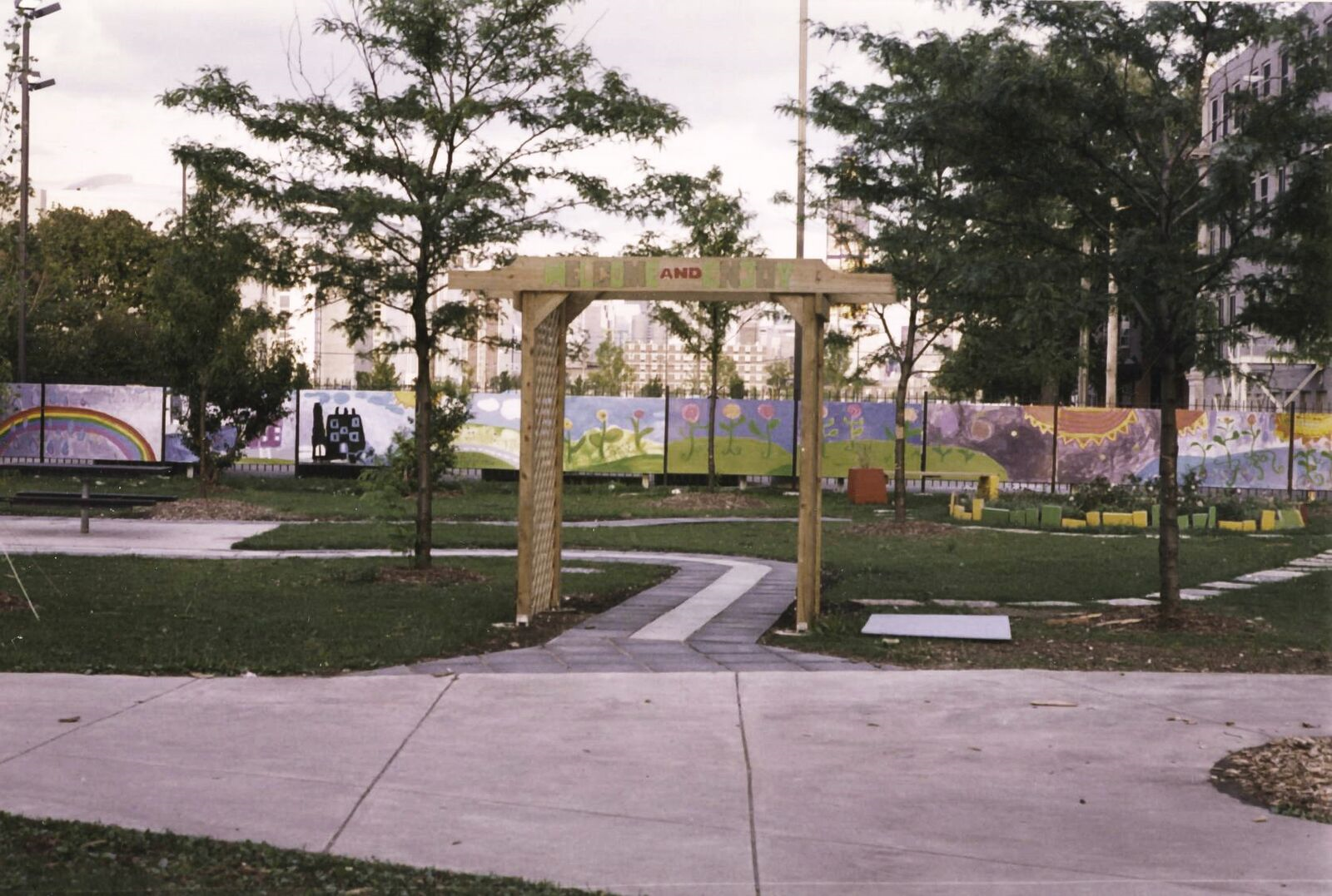 Touhy Herbert Park Garden, 1998
