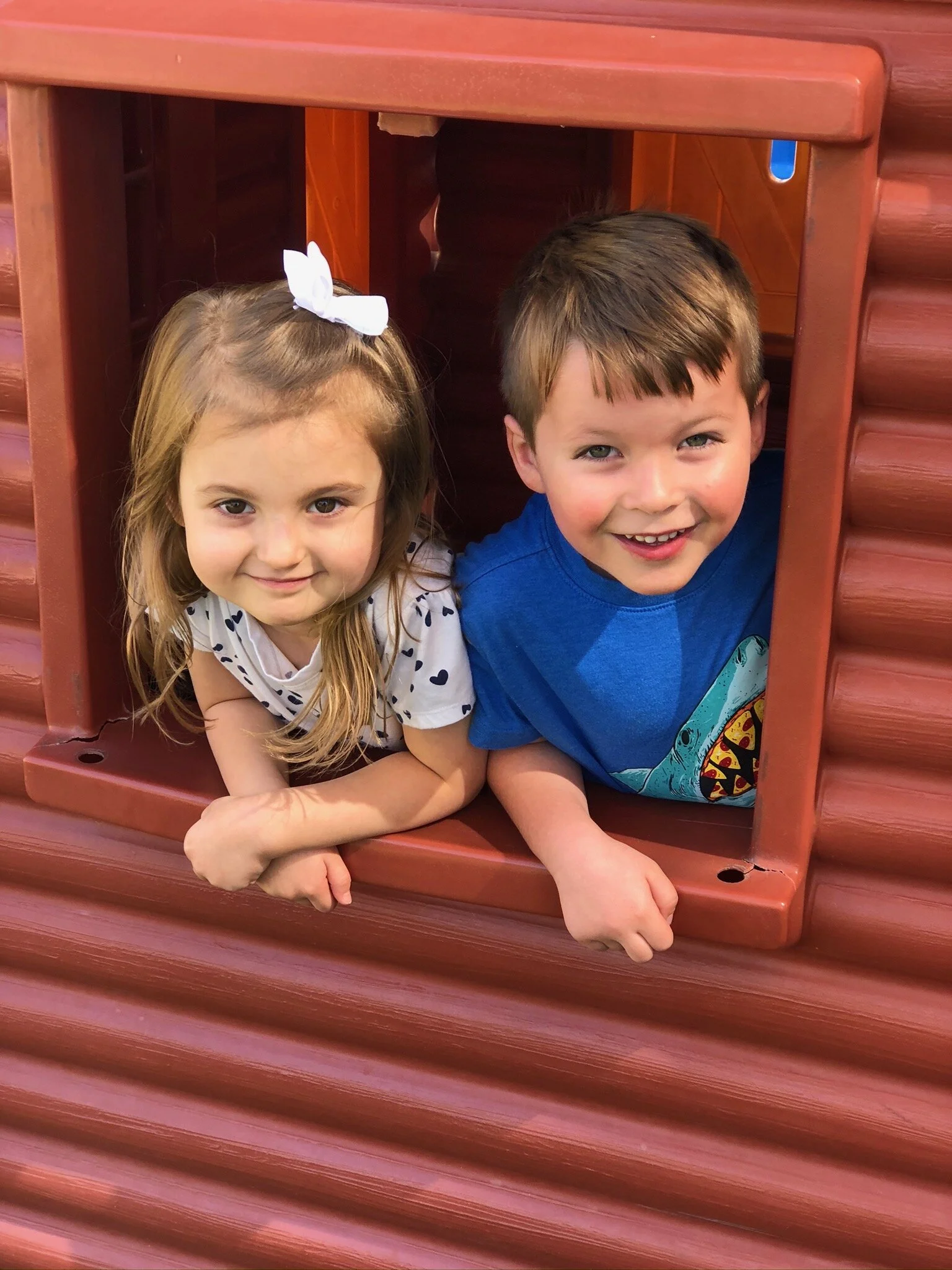 playground friends.jpeg