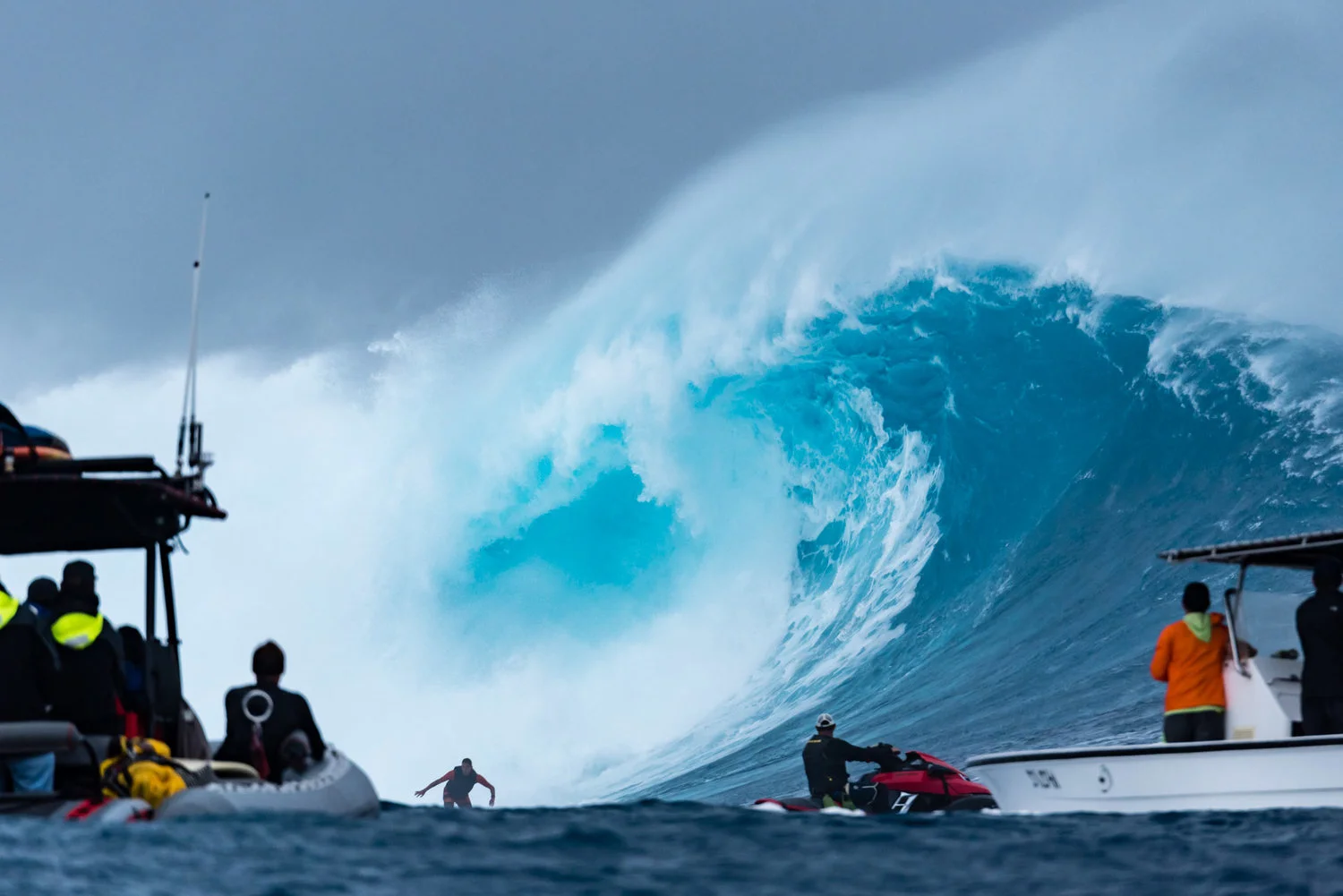Cloudbreak+thundercloud+swell+2018.jpg