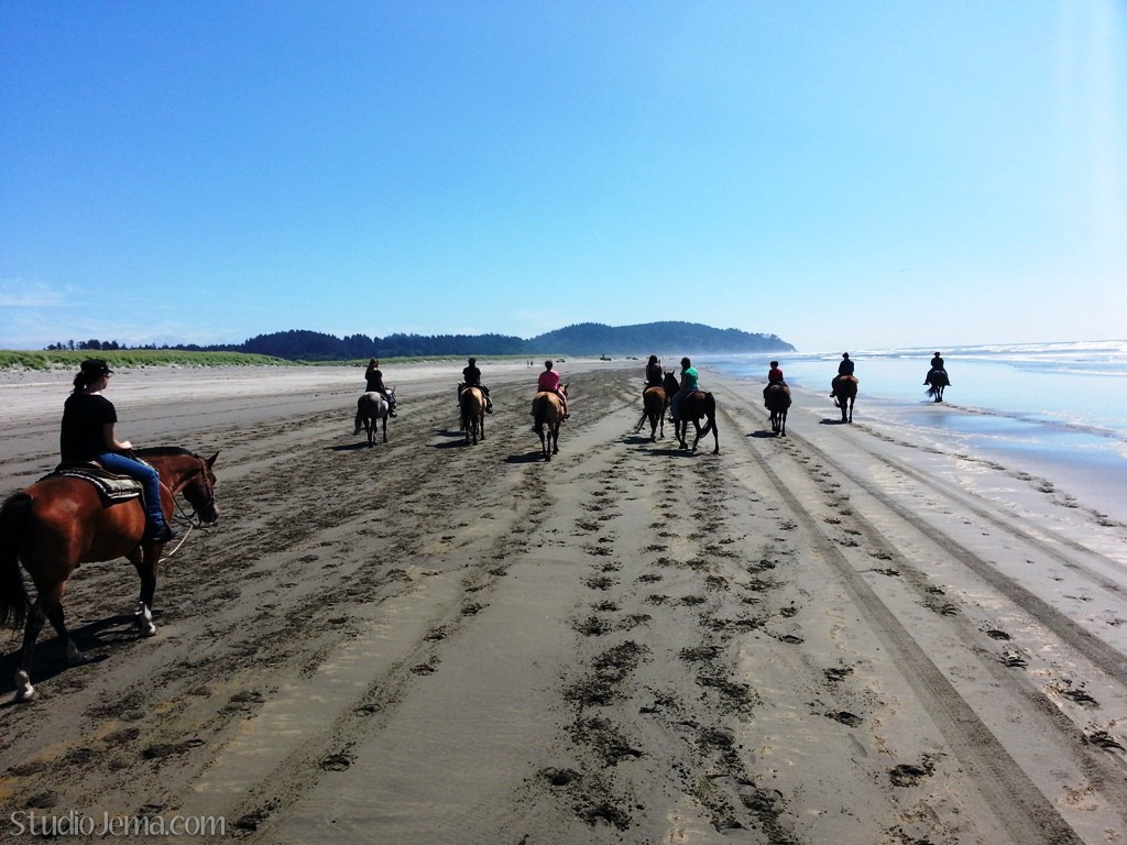 horseback-riding-with-skippers-equestrian-center-in-long-beach-washington.jpg