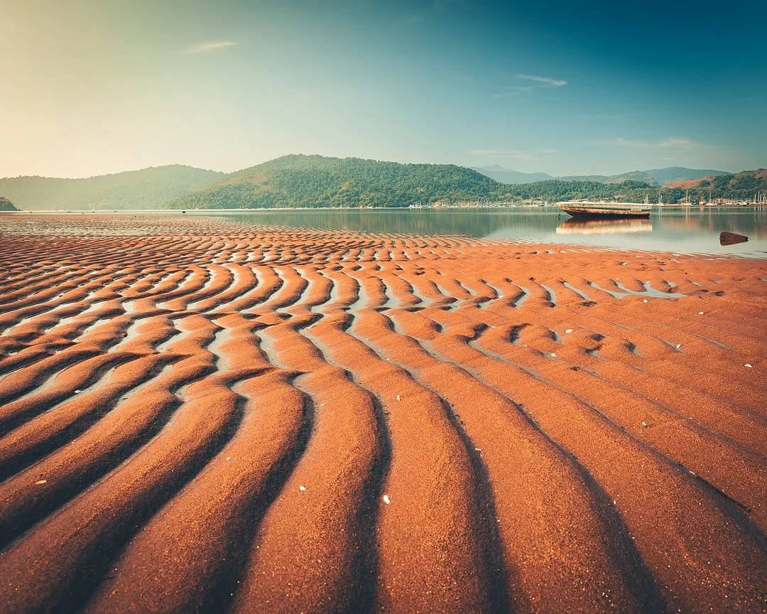 Paraty, Rio Janeiro

#paraty
#riojaneiro
#eosr
#beach
#beautifuldestinations 
#lensbible 
#createcommune 
#earthfocus 
#beachvibes
#exploretocreate
#passionpassports 
#outdoortones 
#stayandwonder 
#roamtheplanet 
#atardecer
#agameoftones
#outside_pr