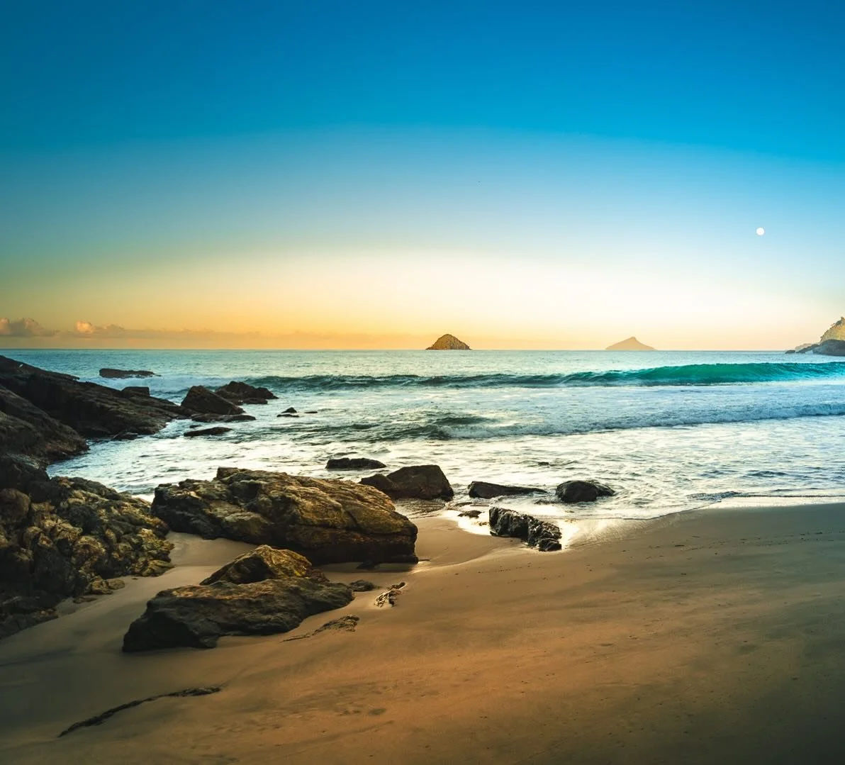 Praia de Camburizinho, S&atilde;o Sebasti&atilde;o Brasil
/
/
/
/
/
/
/
//
/
/
#paulista #photography #beach #urban #city #ig_color#ilove_brasil #saopaulo #agameoftones #visualsoflife#canonimages #Brasil #jaw_dropping_shots #way2ill#way2ill_ #beautif