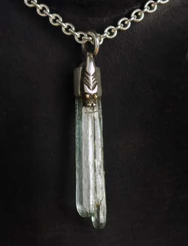 Silver Dragon Pendant ◊ Aquamarine Chrystal