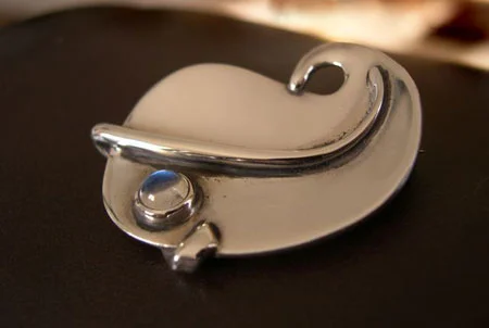 Silver Brooch ◊ Blue Moonstone