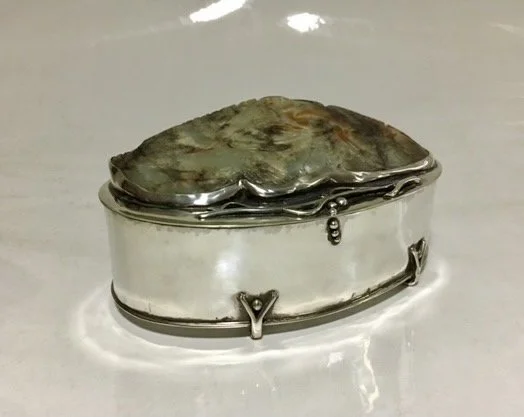 Stering silver box with, mutton jade.