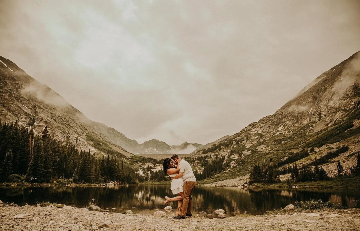 Colorado and my couples just showing the heck off as per usual. 🤤