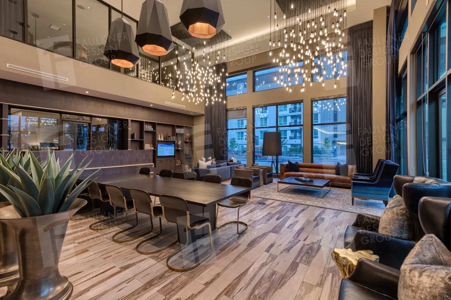 Altana Glendale 16
