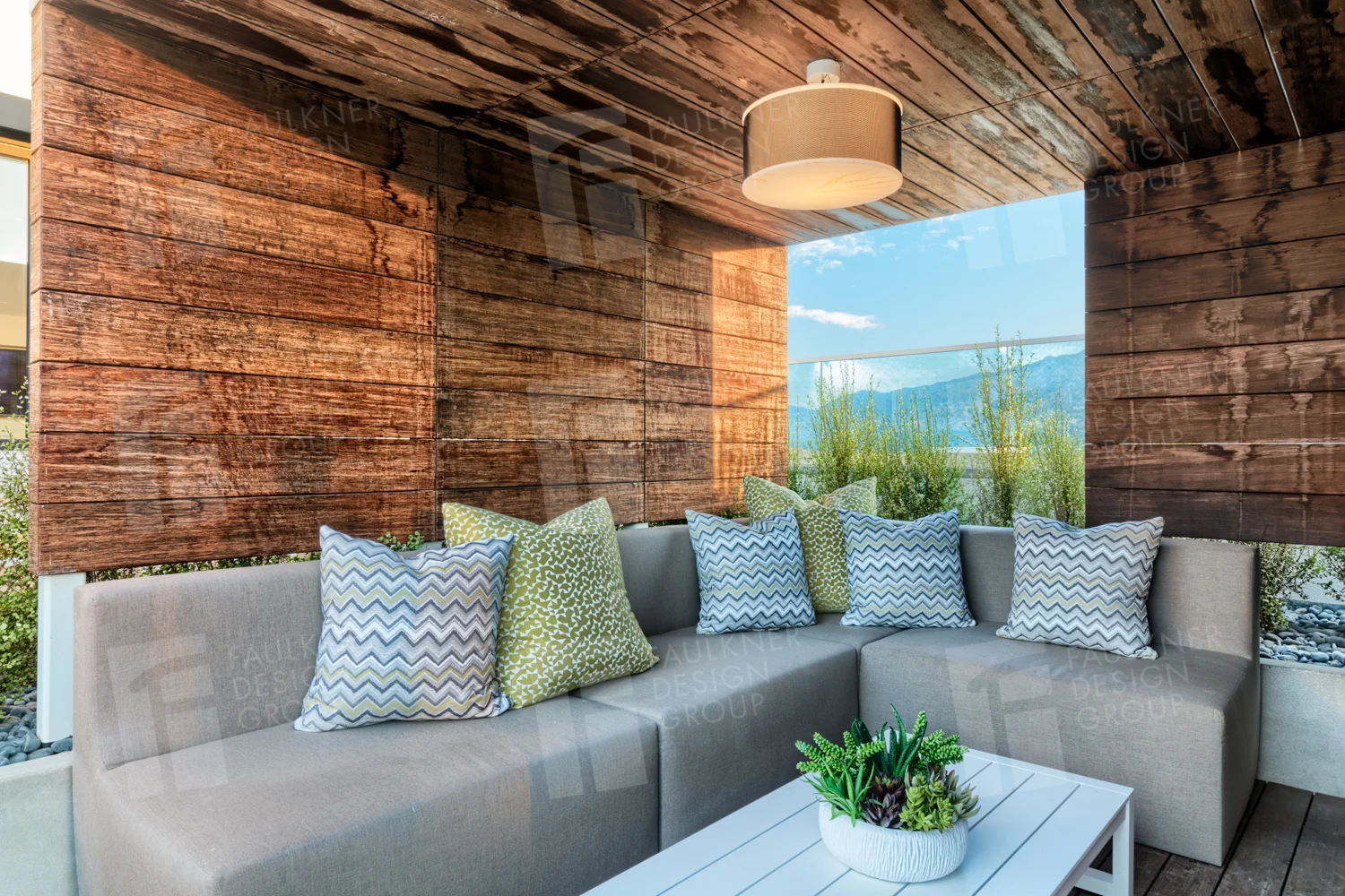 Altana Glendale 180