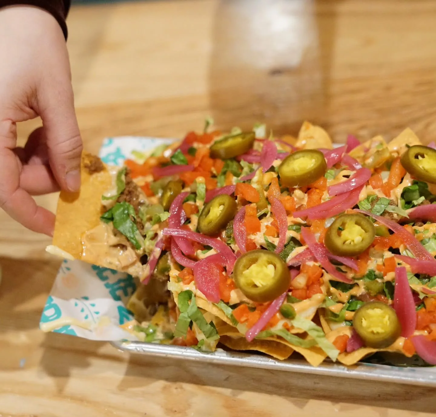 Sometimes you just want a lil' snack. Happy Nachos are here - our half portion of our Nachos Supreme, available during happiest hour ✨️ weekdays from 5-7