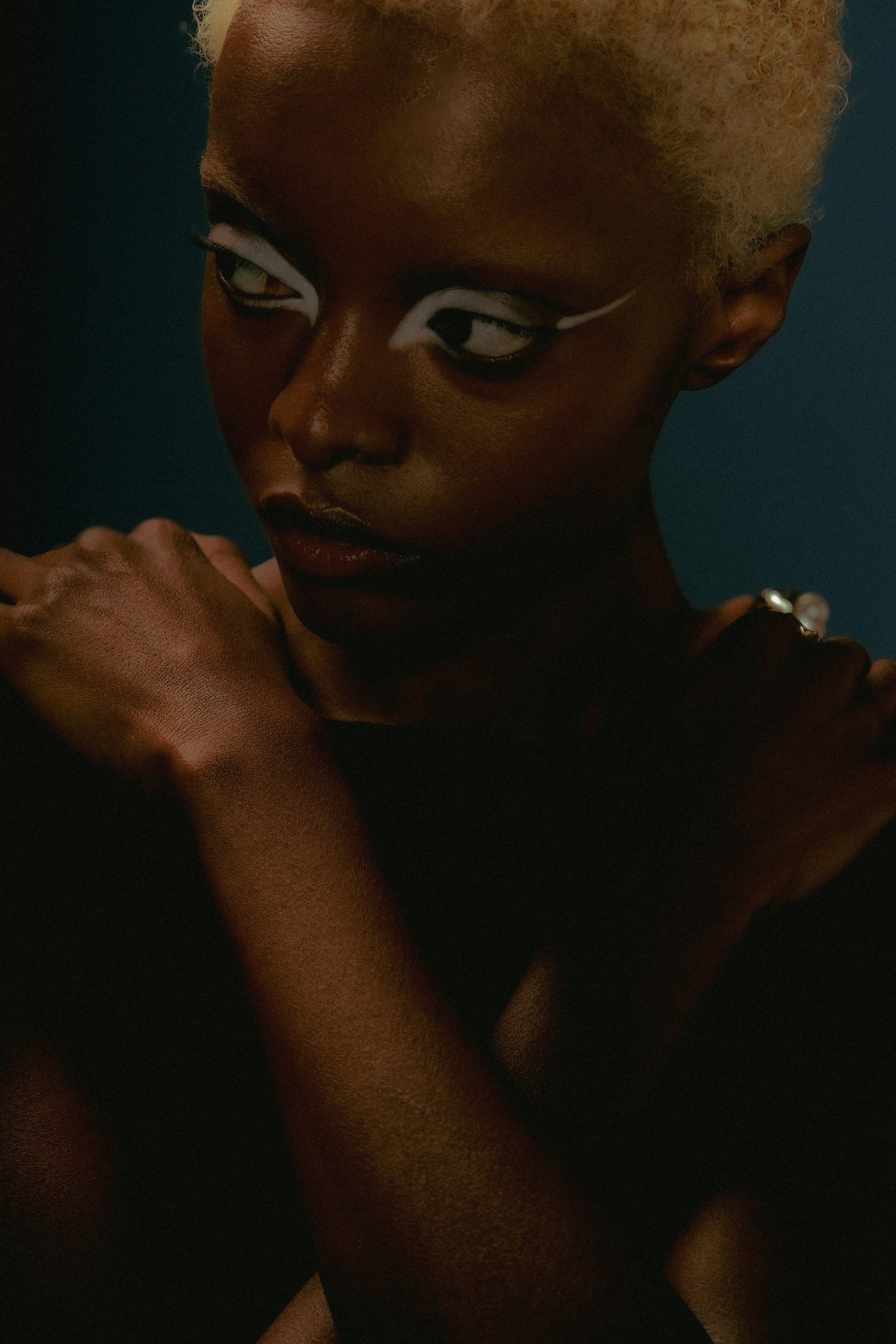 241218_SHOOTING ELVIE0209.JPG