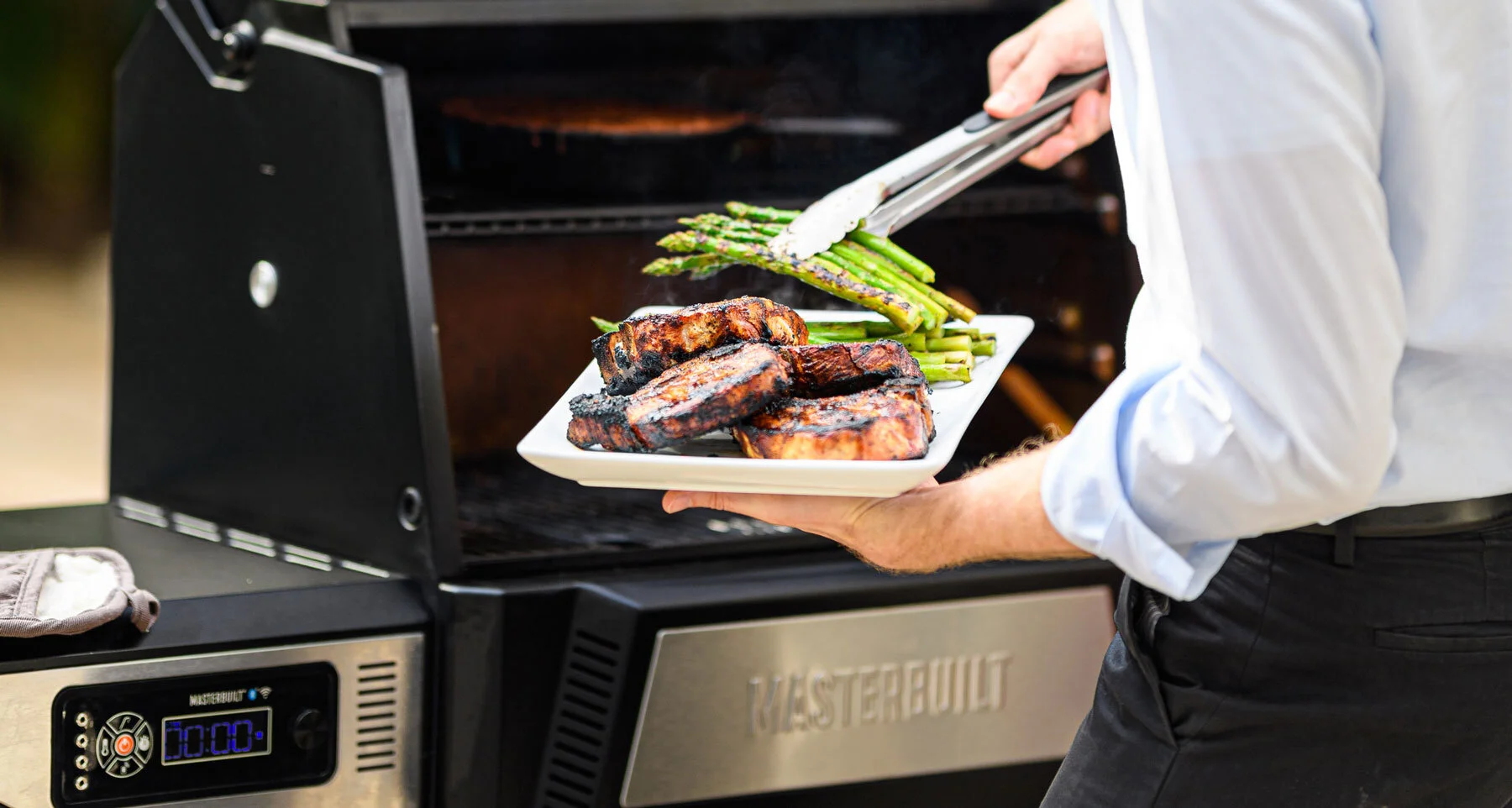 top-grills-masterbuilt-smoker-chicken-c-w.jpg