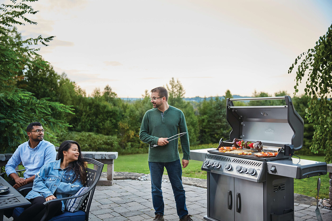 Napoleon-Rogue-Top-Grills-Omaha-NE-Outdoors.jpg