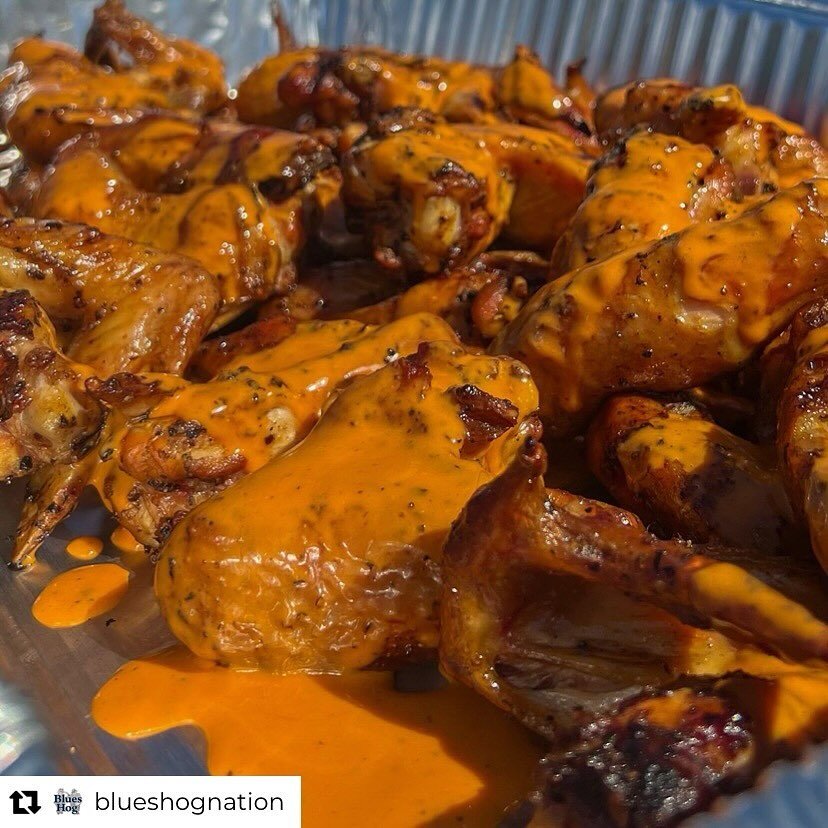 #Repost @blueshognation Football playoffs = wings. It&rsquo;s only right.

Hopefully your view looks a little something like this right now... If not, get on it! 
.
.
.
#BluesHogNation #BluesHog #BetterWithBlues #ChoiceOfChampions #StaySaucey #Compet