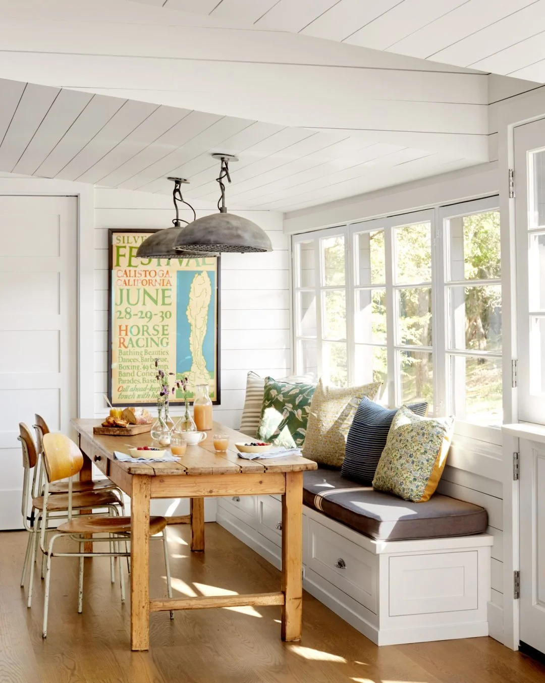 CL-right-vintage-breakfast-nook-0715