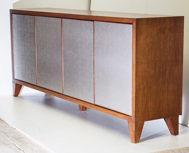 Custom maple credenza with hammered steel plates. Made by us. #maple#customwoodwork#madeinnyc#qsm_group#credenza#stainedwood