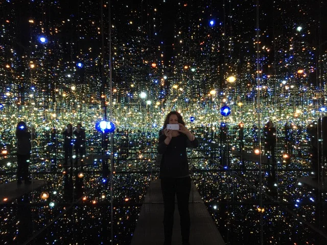 Yayoi Kusama , Infinity Mirrored Room—The Souls of Millions of Light Years Away, 2013