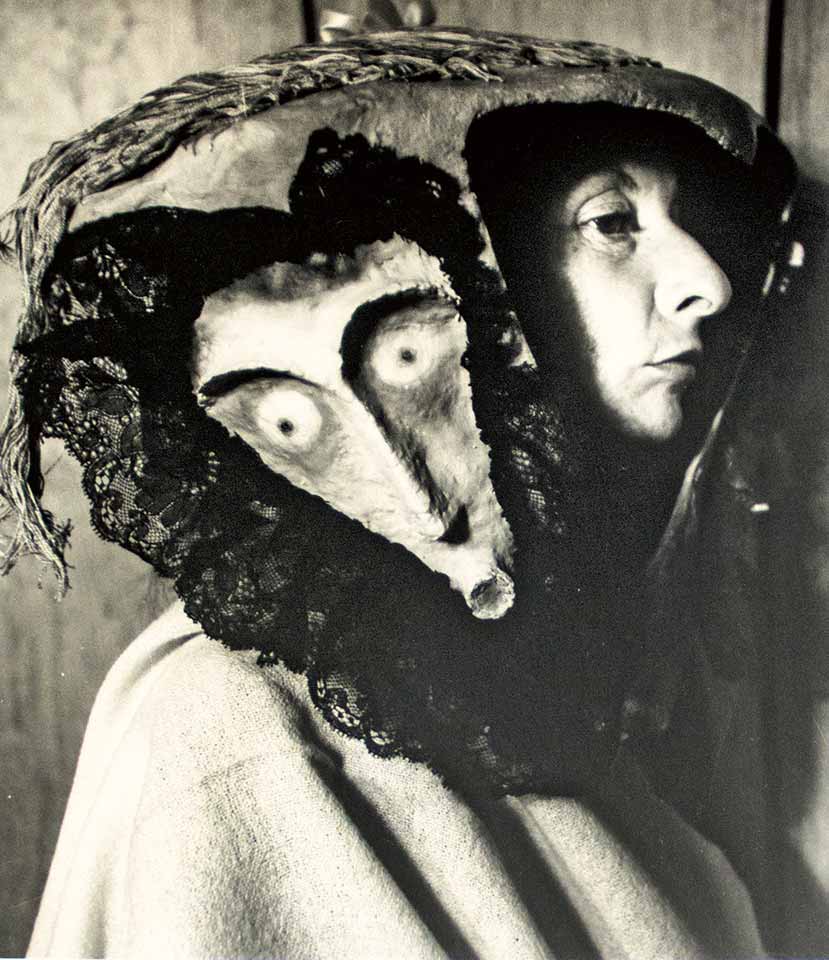 Kati Horna, Woman and mask, City of Mexico (1963)