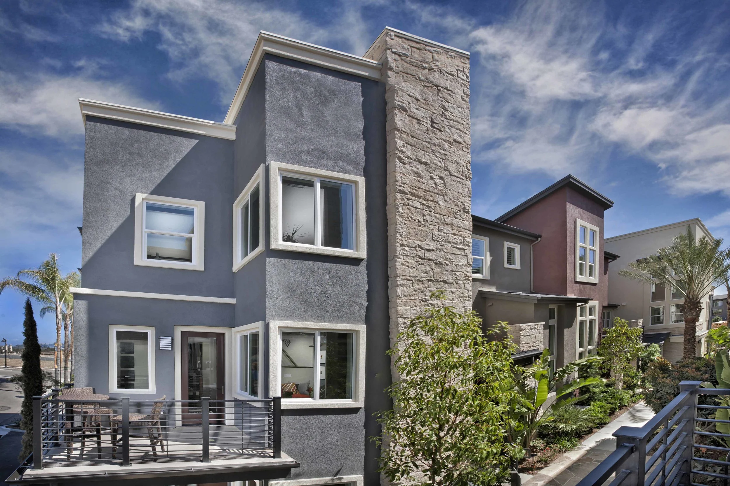 Origen SocialGardens | San Diego, California AWARDS + 2013 Gold Nugget Award for Best Multi-Family Housing Project 18 - 30 DU / Ac. + 2013 National Gold Award for Neighborhood of the Year + 2013 National Gold Award for Best Architectural Design of an Attached Home Plan + 2012 SoCal Award for Best Design of an Attached Project + 2012 SoCal Award for Attached Community of the Year + 2012 Icon Award for Best Attached Project