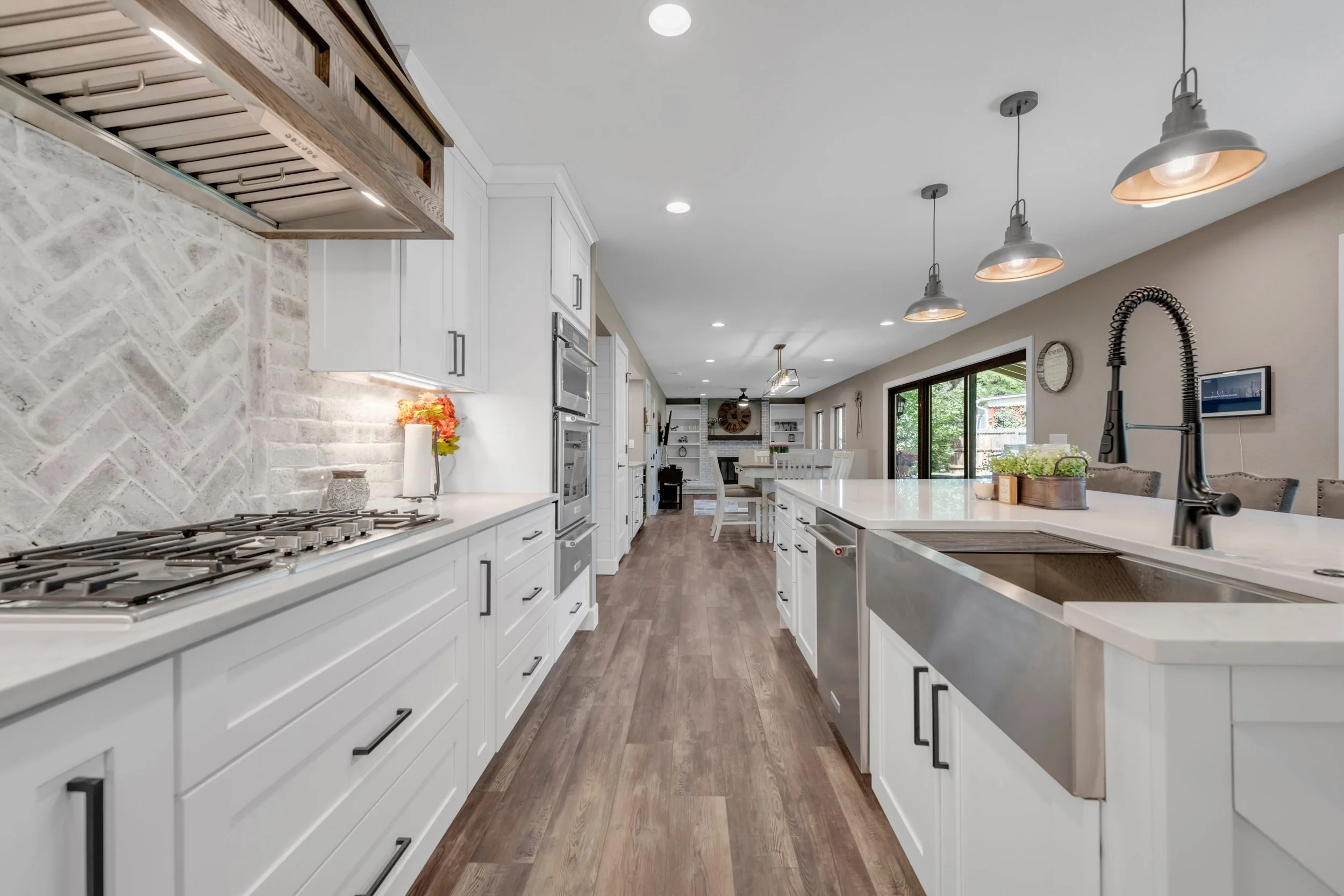 Custom Home Builder and Luxury Home Renovations Denver, Colorado Abri