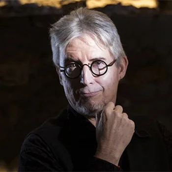 Neil-Square.jpg