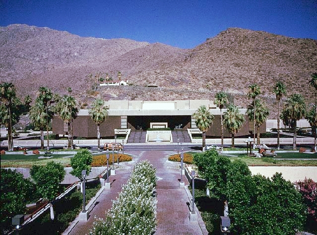 PALM SPRINGS ART MUSEUM