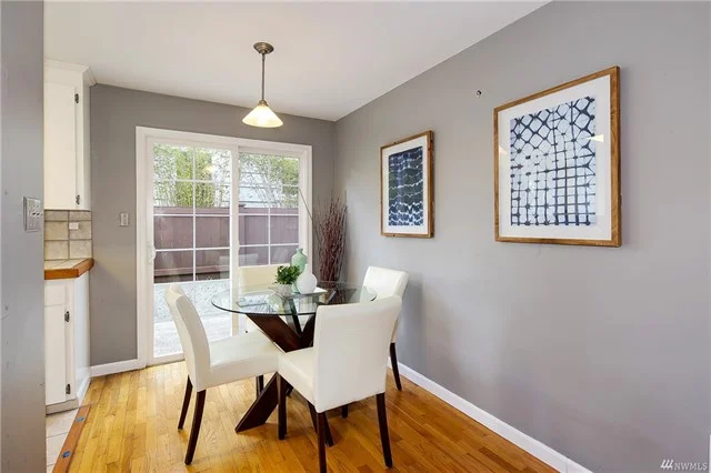 4-5947-18th-Ave-SW.jpg