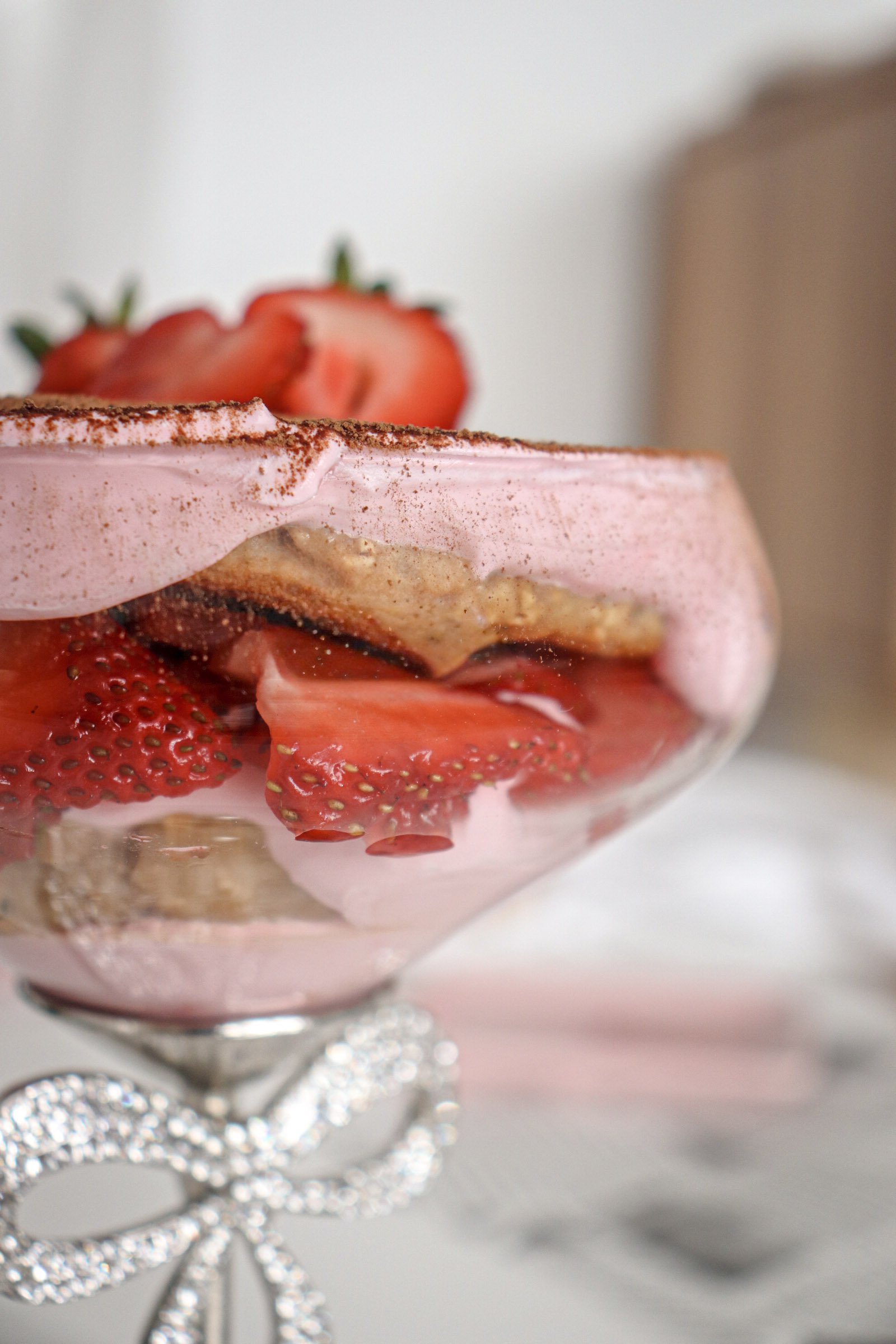 Tiramisu au yogourt et fraises