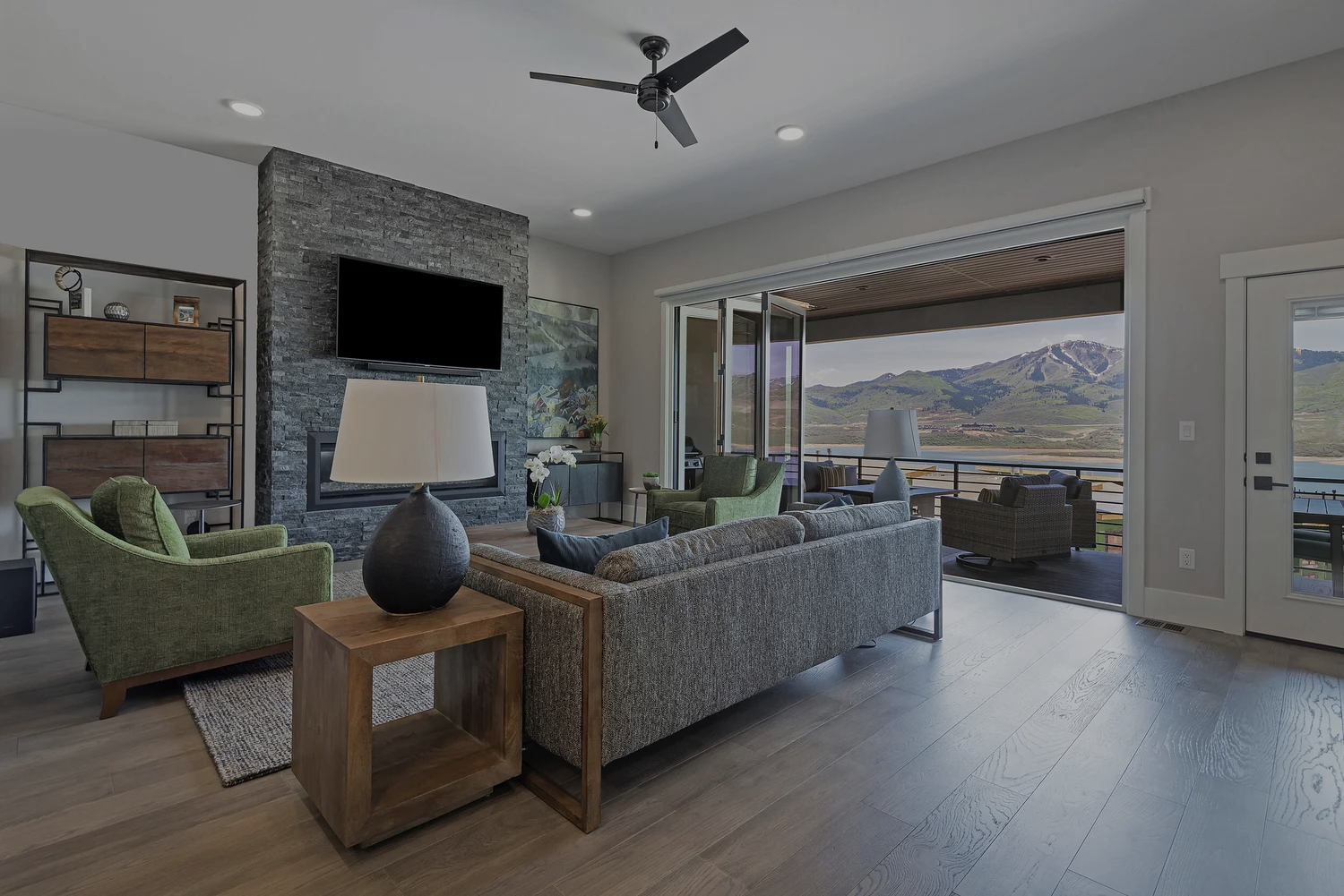 11469GroveEdgeDr-001 (2).png