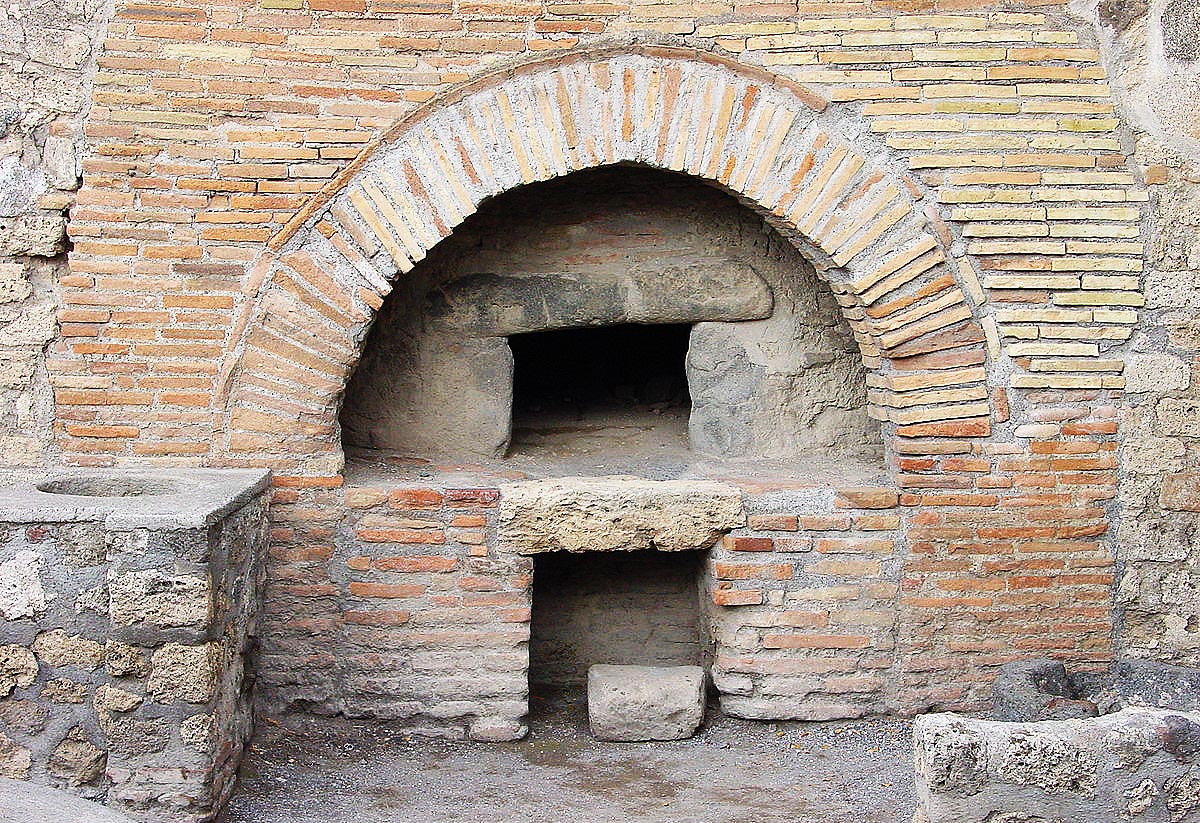gusto-pinsa-ancient-oven.jpg
