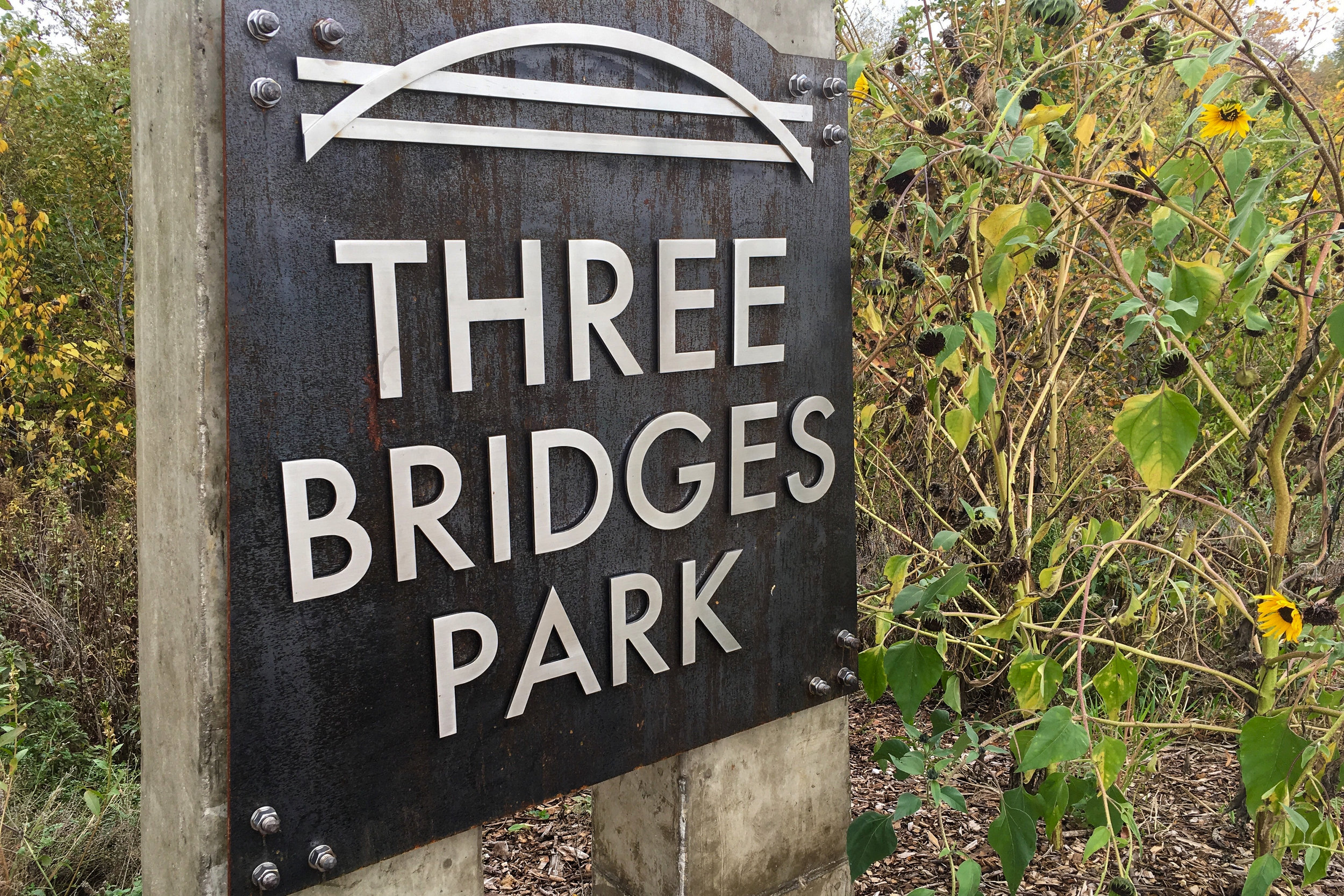 Three Bridges Park