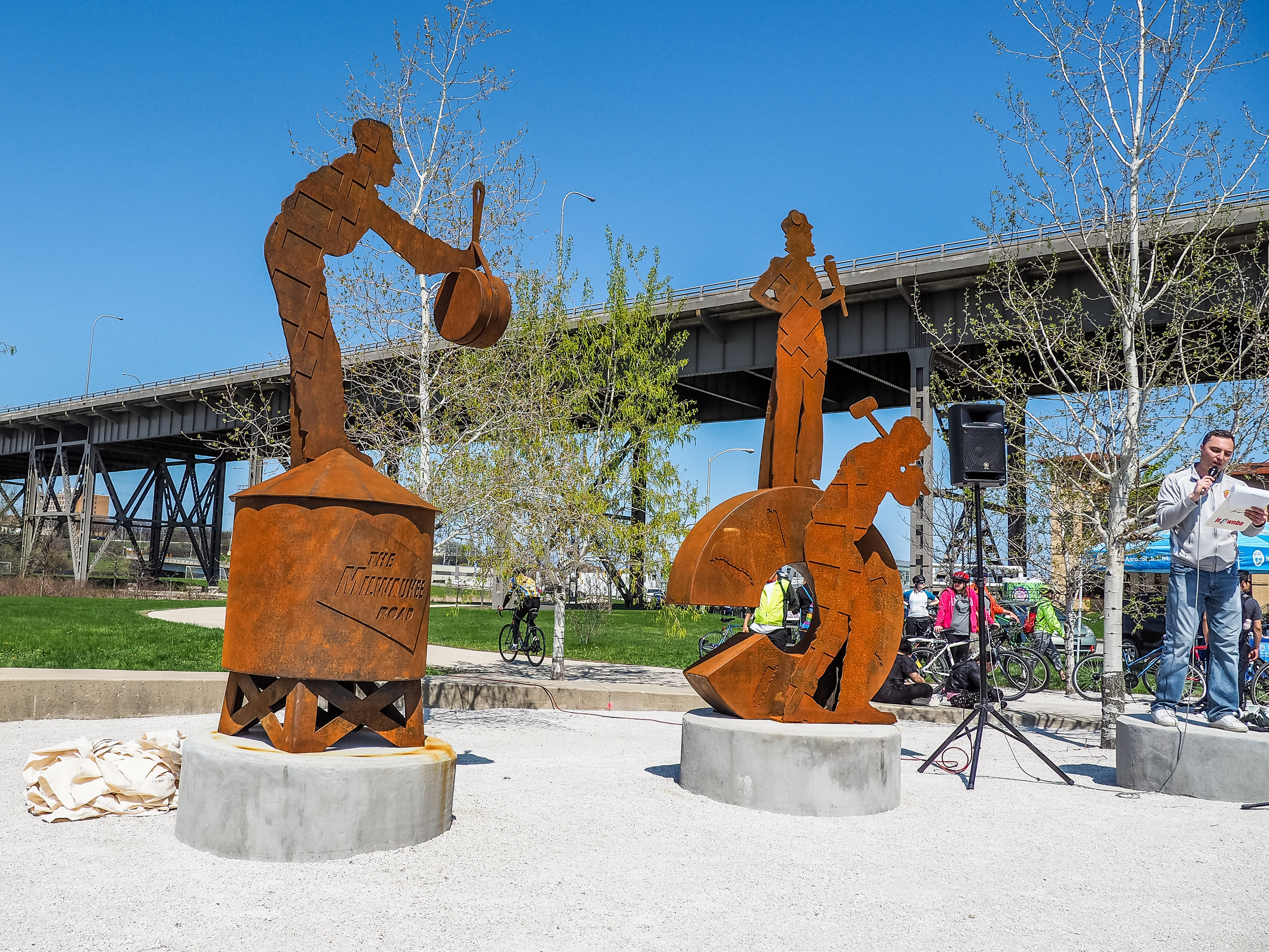 New Sculptures Honor Milwaukee Road Railway Workers