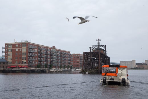 Boat Tour Showcases Milwaukee Industry—Both Past and Present